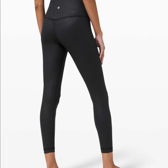 Align Pant II Embossed 25” - Picture 2 of 8